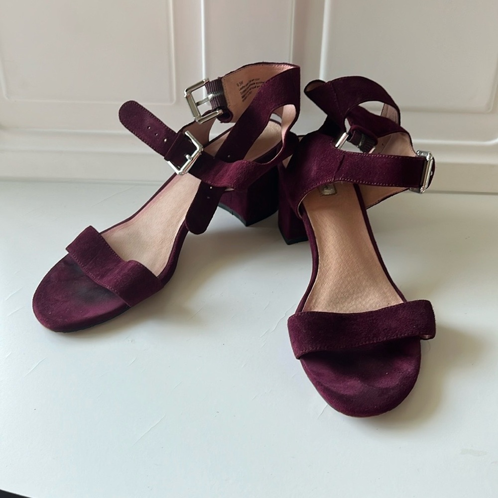 Halogen suede sandals